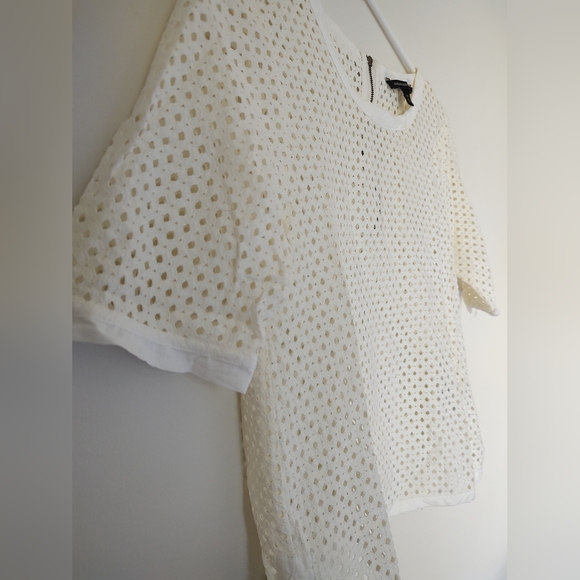 Eyelet Top - Picture 3 of 6